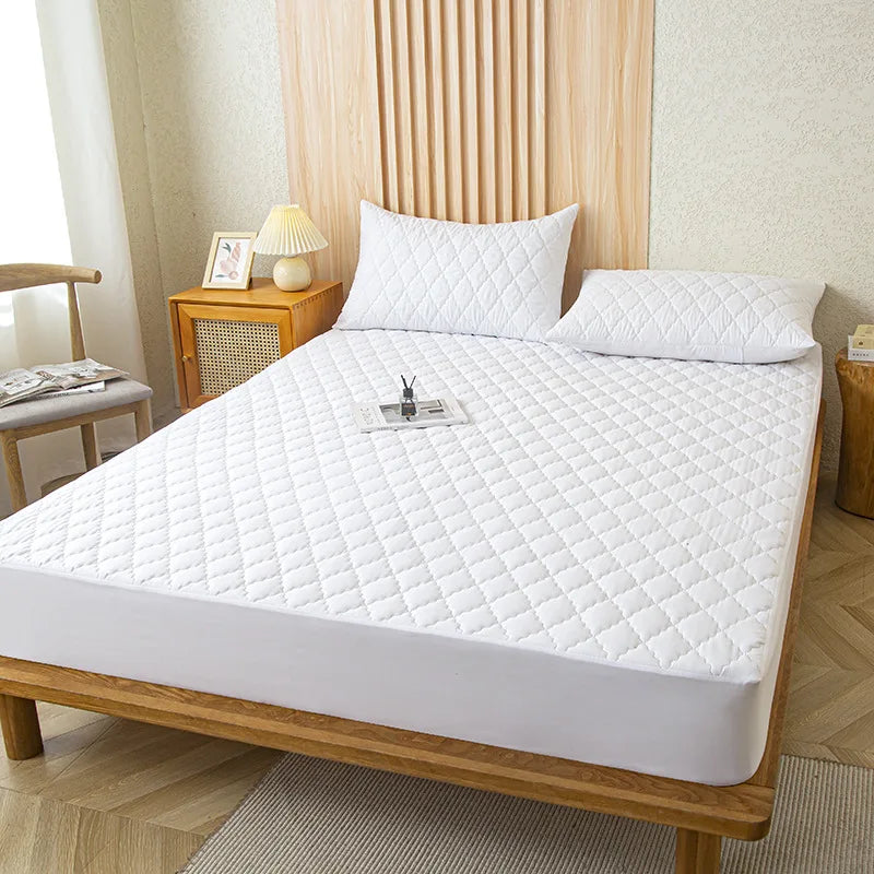 SleepGuard™ – Bed Mattress Protector Cover (Waterproof & Fitted)