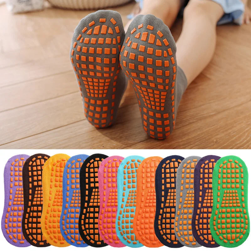 GripMates™ – Anti-Slip Trampoline Socks for Kids & Adults (10 Pairs)