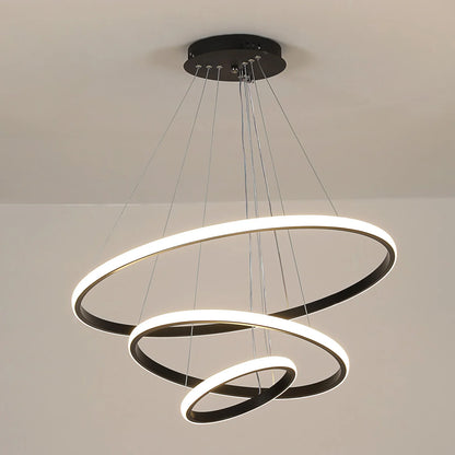 LumaCirque™ – Adjustable Circular Pendant Chandelier (3-Ring LED)