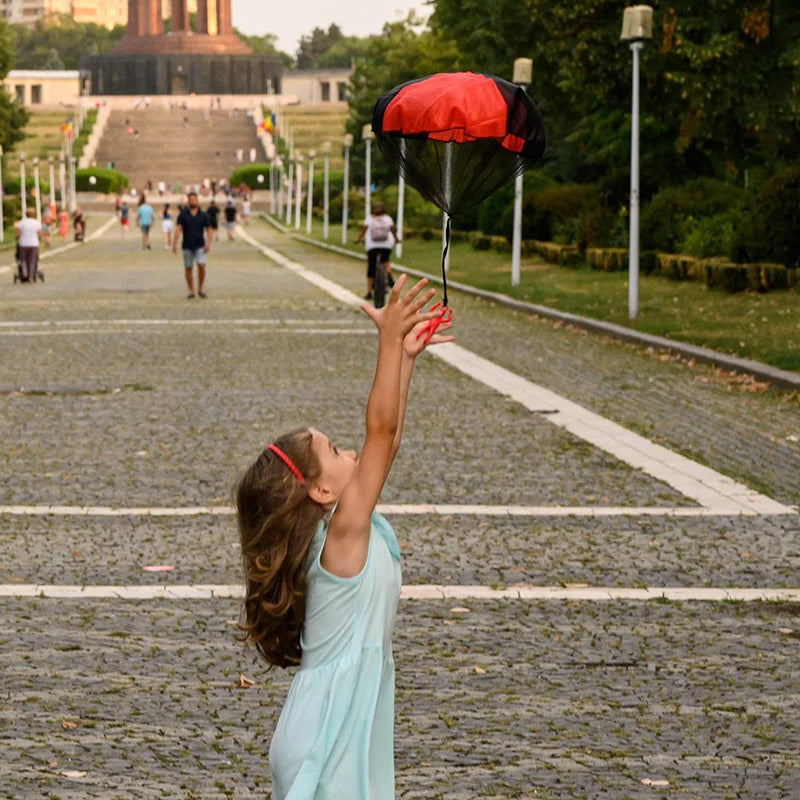 SkyJumper™ – Tangle-Free Flying Parachute Toy for Boys & Girls