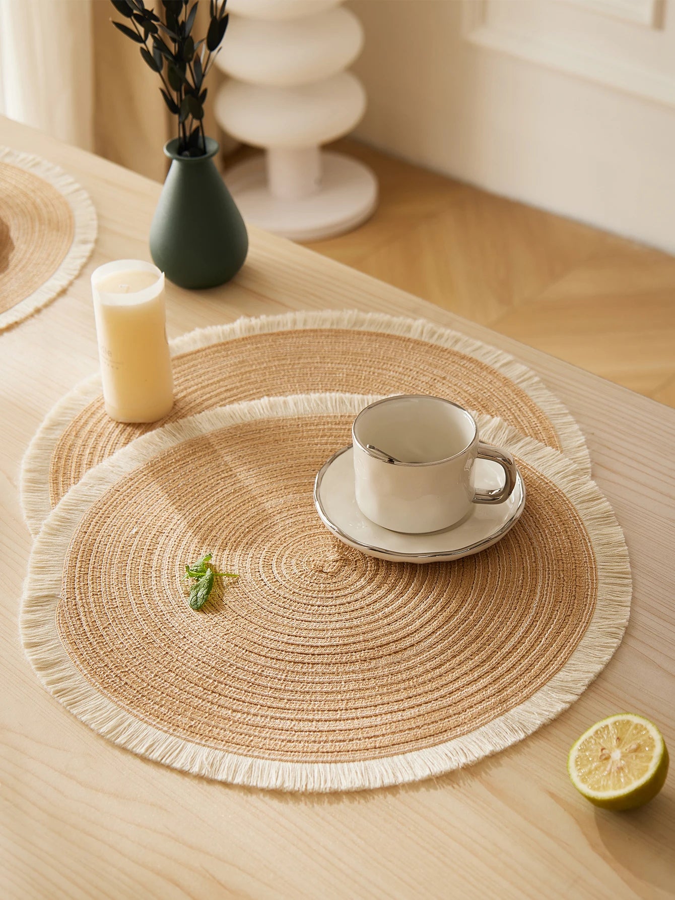FringeNest™ – Modern Round Table Placemats (Set of 4, Non-Slip)