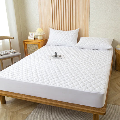 SleepGuard™ – Bed Mattress Protector Cover (Waterproof & Fitted)