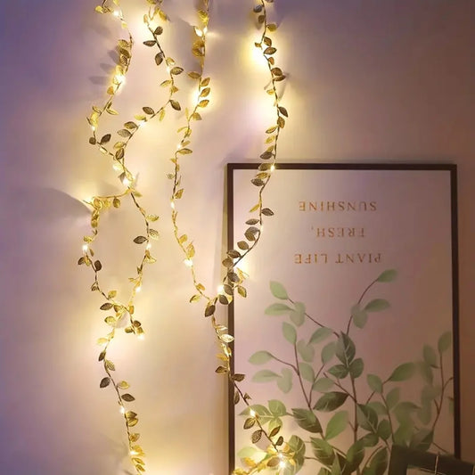 TwinkleVine™ 🍃💡 – 2M Battery-Powered Golden Leaf String Lights